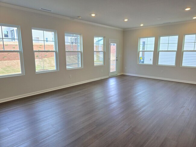 Building Photo - New 3 Bedroom 2.5 Bathroom Single Family H...