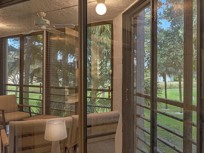 Building Photo - 10143 Mangrove Dr
