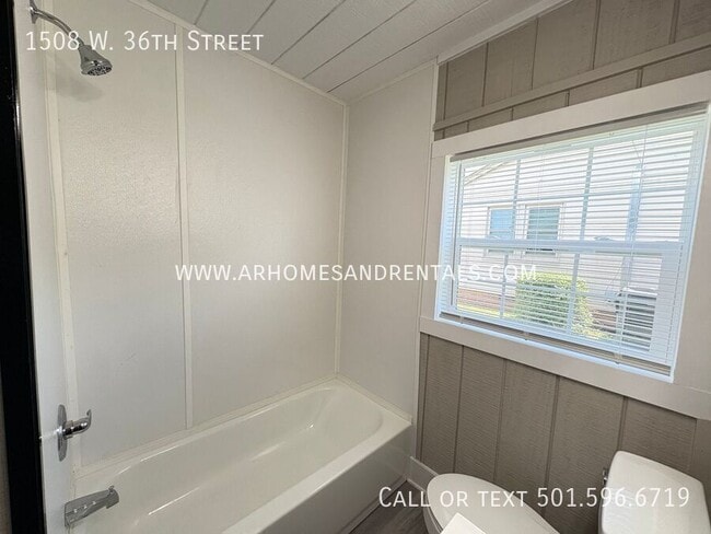 Building Photo - 1508 W 36th St