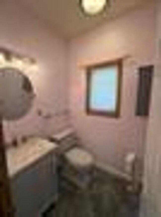 Building Photo - 372 Bluestem Trail