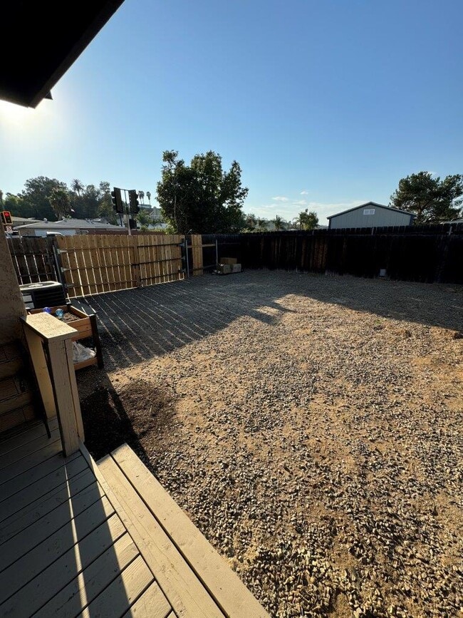 Building Photo - 8809 Los Coches Rd