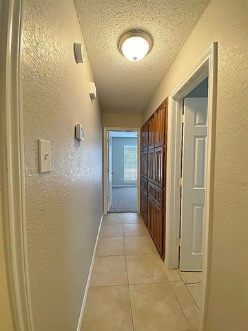Building Photo - 3704 Fairhaven Dr