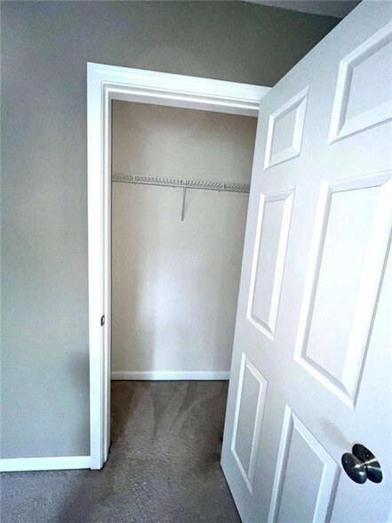 Building Photo - 1008 Prestwyck Ct