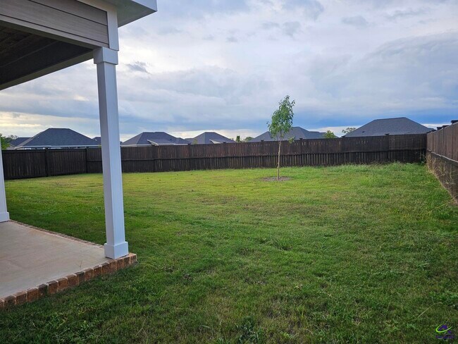Building Photo - 107 Nash Ct