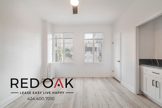 Building Photo - 3471 W 5th St