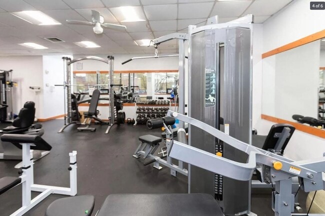 Building Photo - 280 Marin Blvd