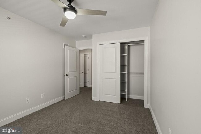 Building Photo - 428 Hurst St