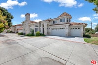 Building Photo - 5532 Angelus Ave