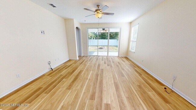 Building Photo - 15707 Lexington Park Blvd