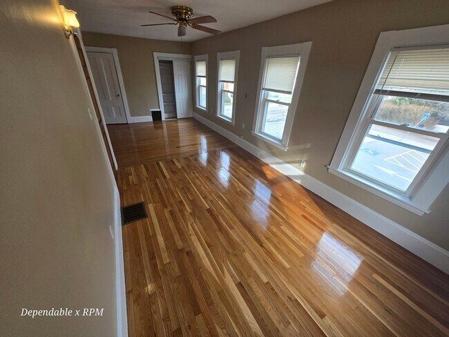 Building Photo - 232 Nahatan St