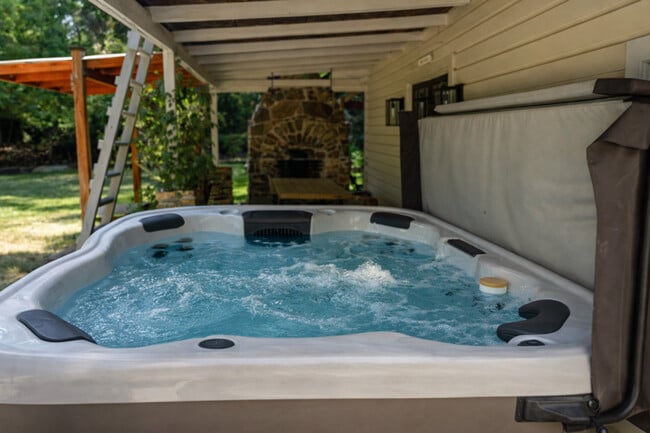 Building Photo - 3045 S 1640 E