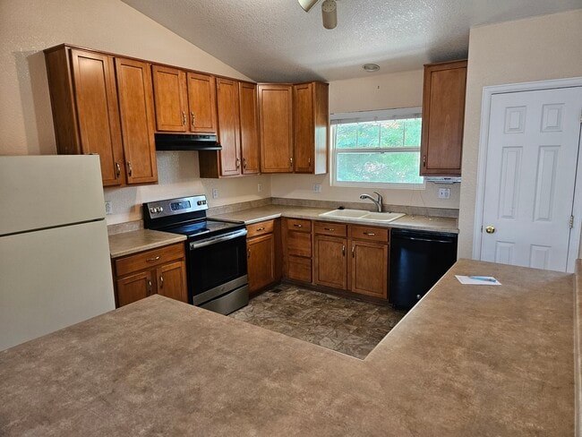 Building Photo - 5723 Prairie Cir