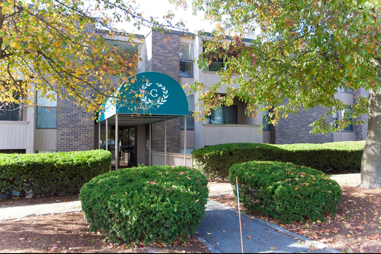 Building Photo - 52 Shrewsbury Green Dr