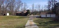 Building Photo - 2128 Red Banks Rd N