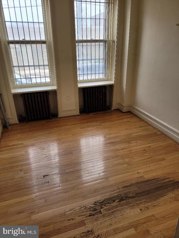 Building Photo - 2316 Poplar St