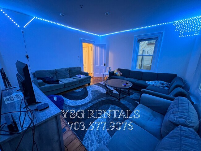 Building Photo - 25 Linwood St