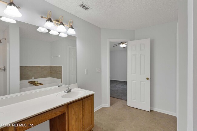 Building Photo - 1410 Runes Ct