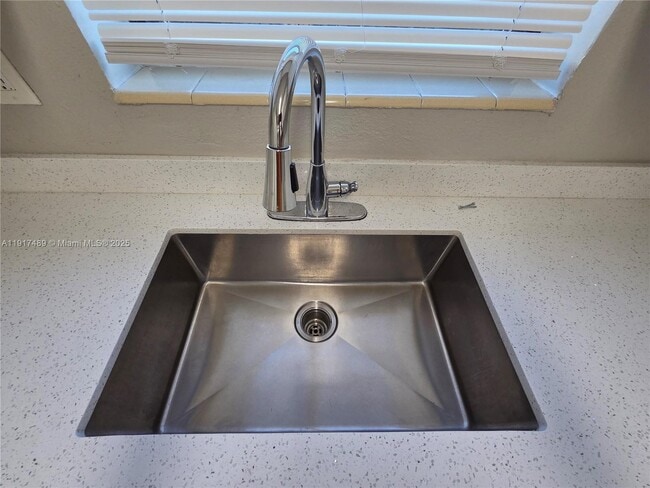 Building Photo - 4138 NW 12th Terrace