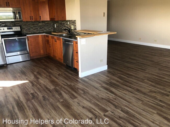 Building Photo - 2 br, 2 bath House - 500 Mohawk Drive #604