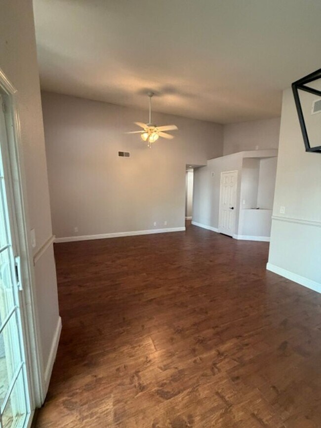 Building Photo - 5211 Moonlight Way