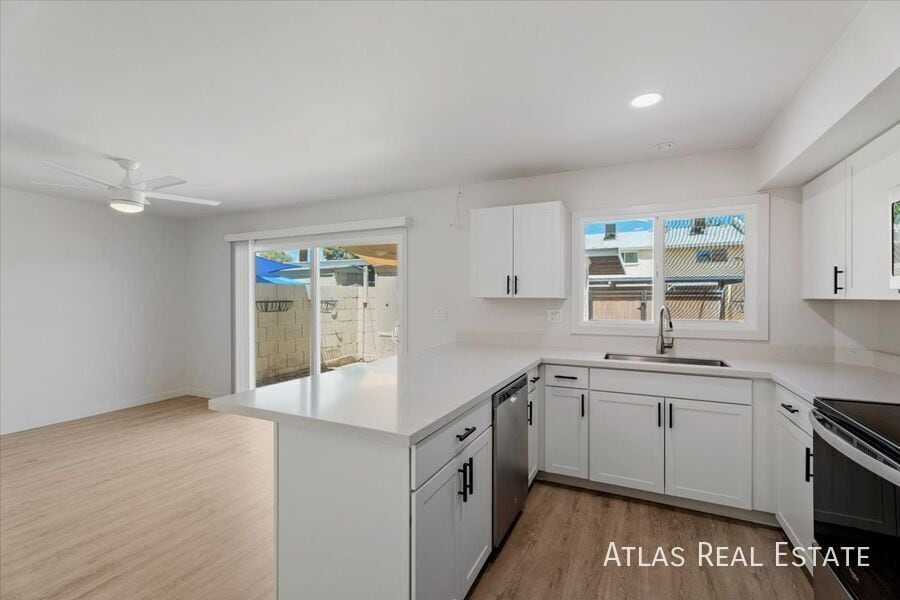 Building Photo - 3807 S Mill Ave