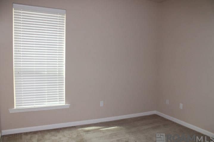 Building Photo - 37237 Market Place Drive