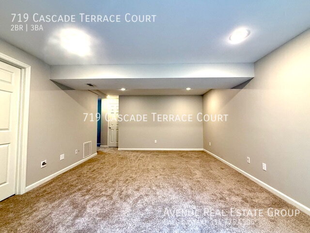 Building Photo - 719 Cascade Terrace Ct