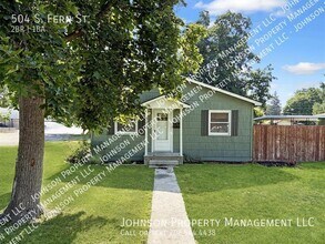 Building Photo - 504 S Fern St
