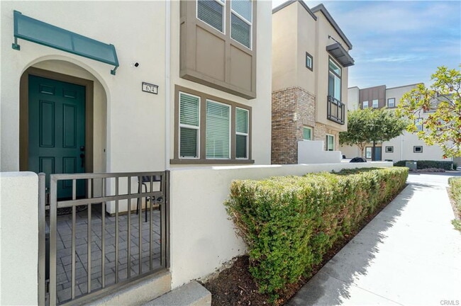 Building Photo - 624 Daniel Freeman Cir