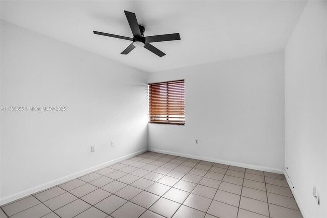 Building Photo - 7026 SW 106th Pl