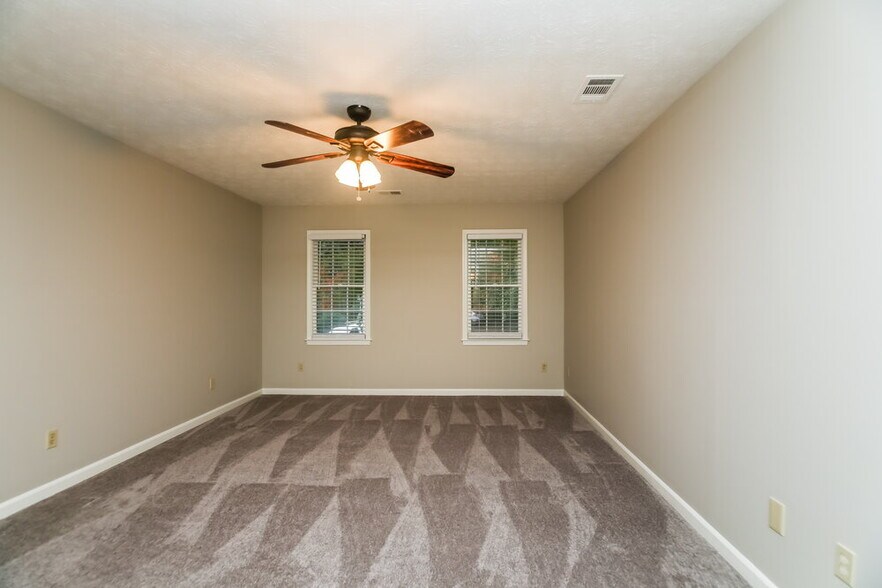 Building Photo - 154 County Cork Dr
