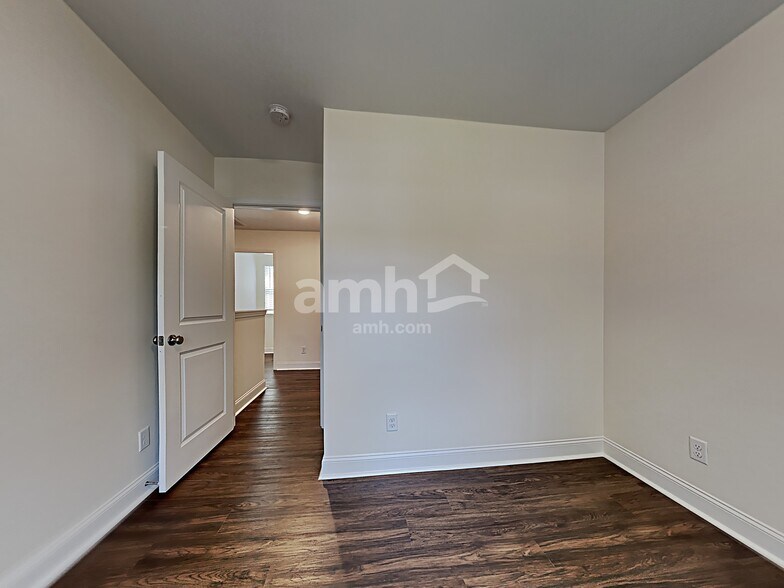 Building Photo - 301 West St