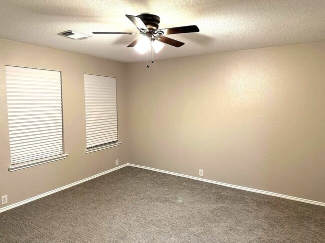 Building Photo - 4811 Pebble Bluff Ln