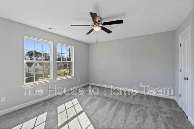 Building Photo - 1026 Norview Ave