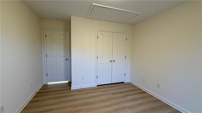Building Photo - 4005 Lost Oak Ct