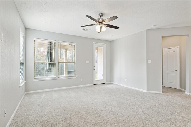 Building Photo - 1128 Clonmore Ct