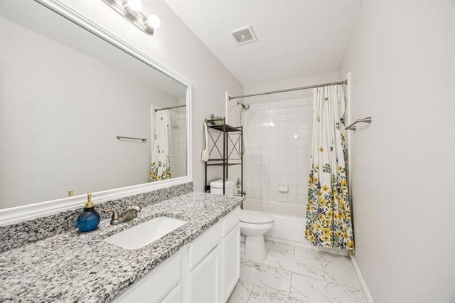 Building Photo - 3810 Wolf Creek Ln