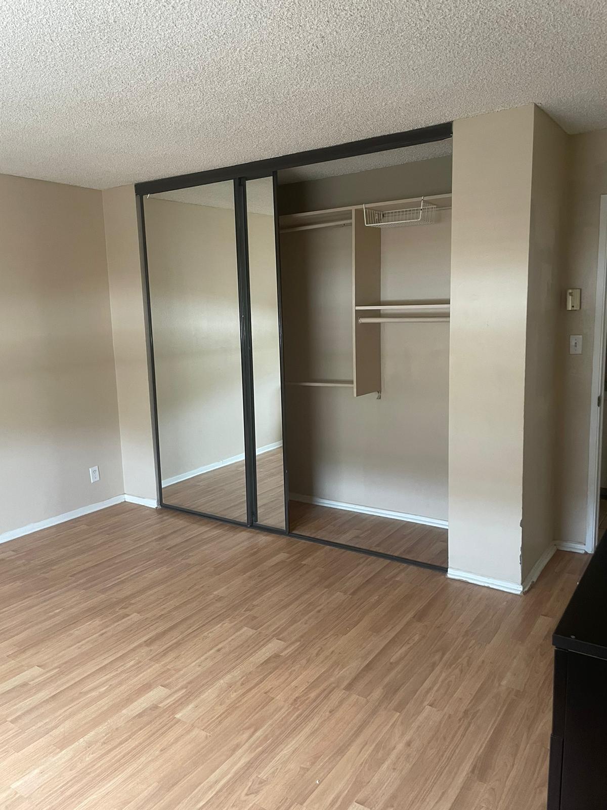 Building Photo - 5403 Newcastle Ave