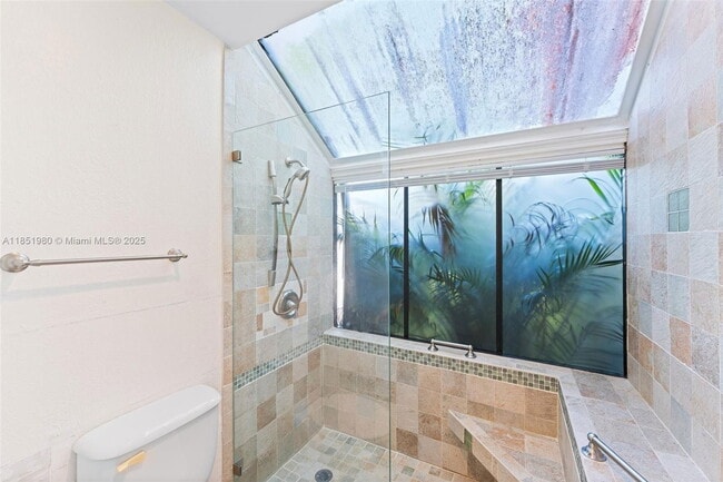 Building Photo - 9343 Chelsea Dr N