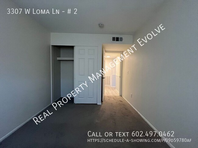 Building Photo - Updated Phoenix Condo -- MOVE-IN SPECIAL: ...