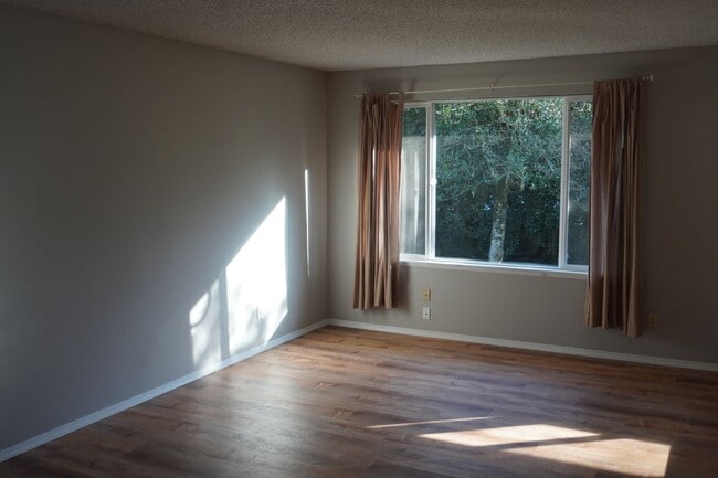 Building Photo - 1307 NW 119th St