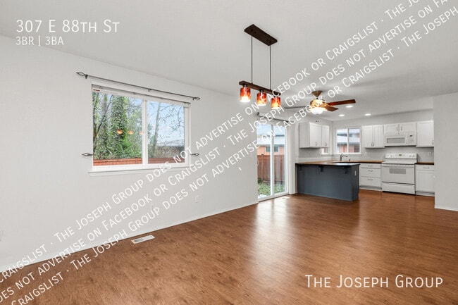 Building Photo - 307 E 88th St