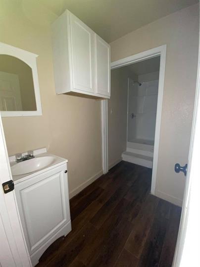 Building Photo - 514 Ruddy St