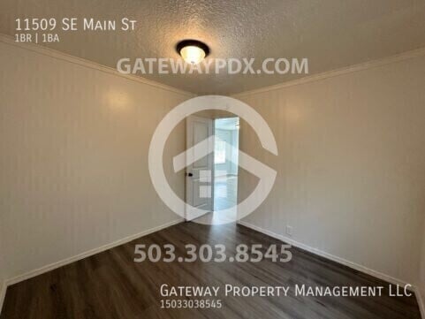 Building Photo - 11509 SE Main St