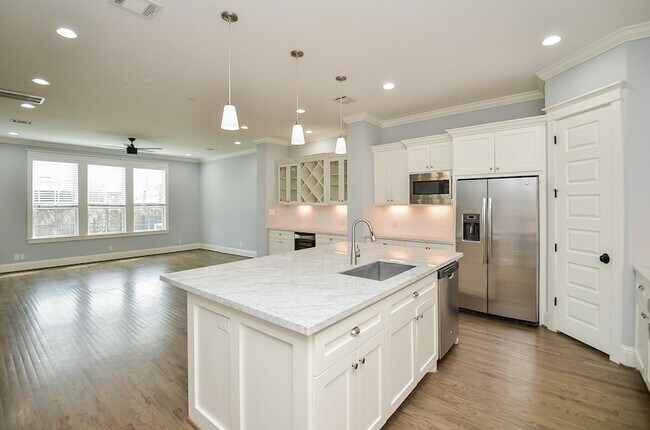 Building Photo - 2511 Judiway St