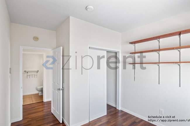 Building Photo - 908 40th St