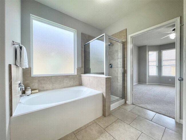 Building Photo - 30743 Gardenia Trace Dr