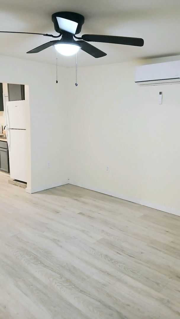 Building Photo - 408 Bowen Ave