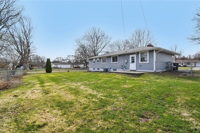 Building Photo - Single family house