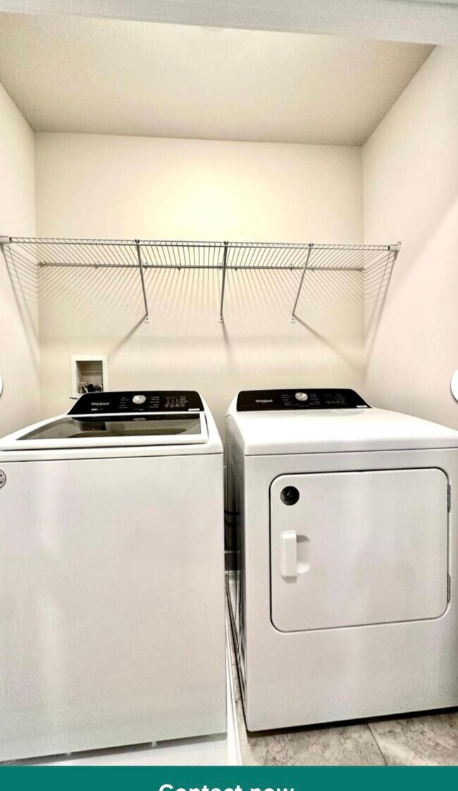 Building Photo - 822 Teacher Mitchell Rd